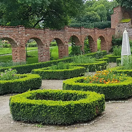 Palac Gasthof Nakomiady